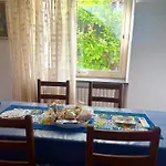 La Perla House