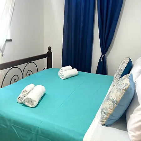 La Perla House *