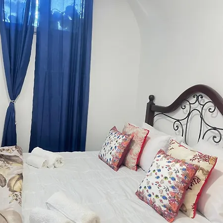 La Perla House Apartmán *